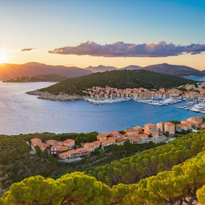 Investir à Porto-Vecchio : Quartiers Incontournables