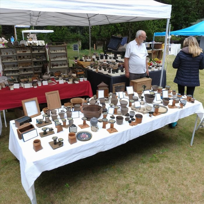 Organiser un Stand Réussi pour un Vide-Greniers